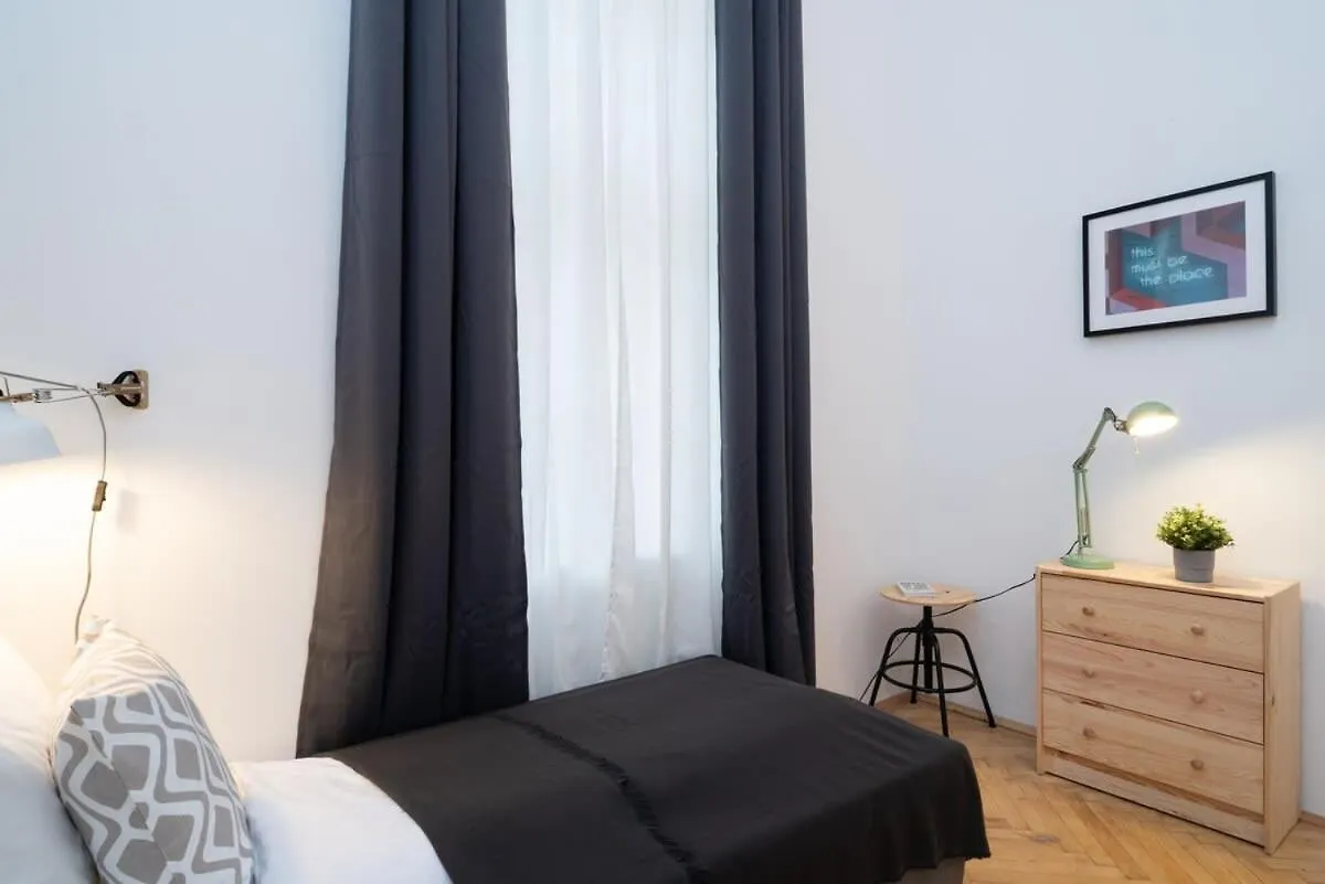 Comfortable Central And Quiet Apartment Budapest 0*,